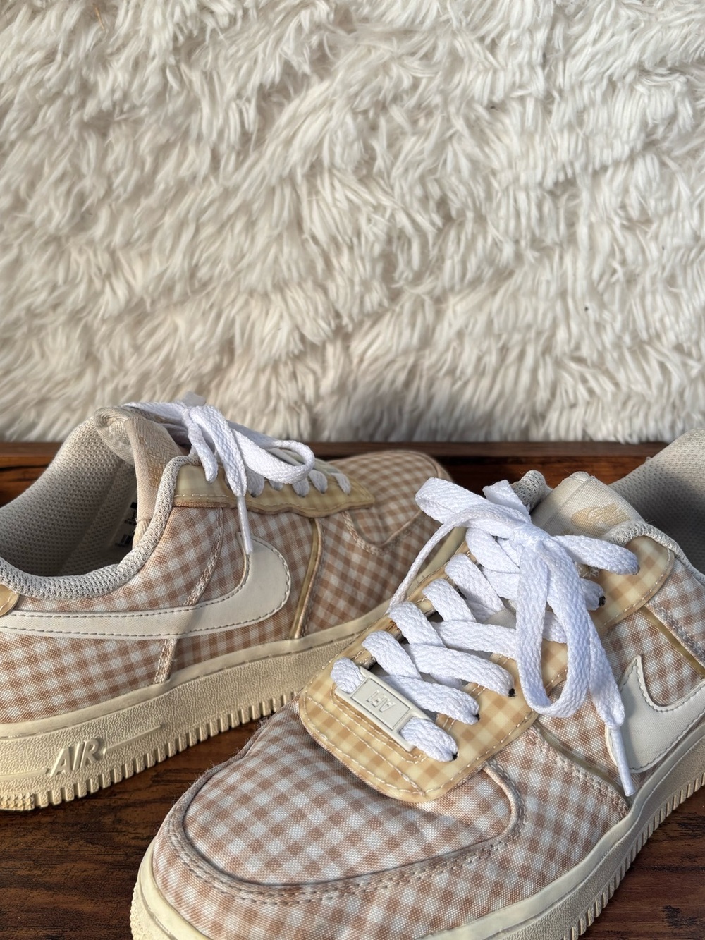 Nike Women's Air Force 1 Low - White & Tan Gingham